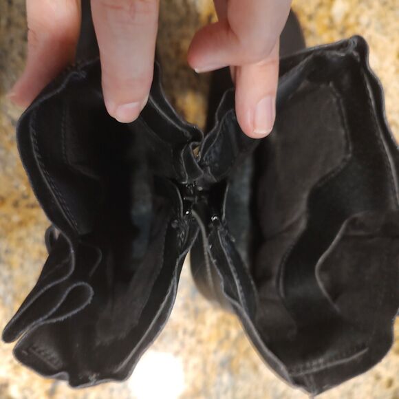 Rieker Berry Buckle Strap Zip Ankle Boots Black Leather Suede Women's Size 9.5 - Picture 12 of 12